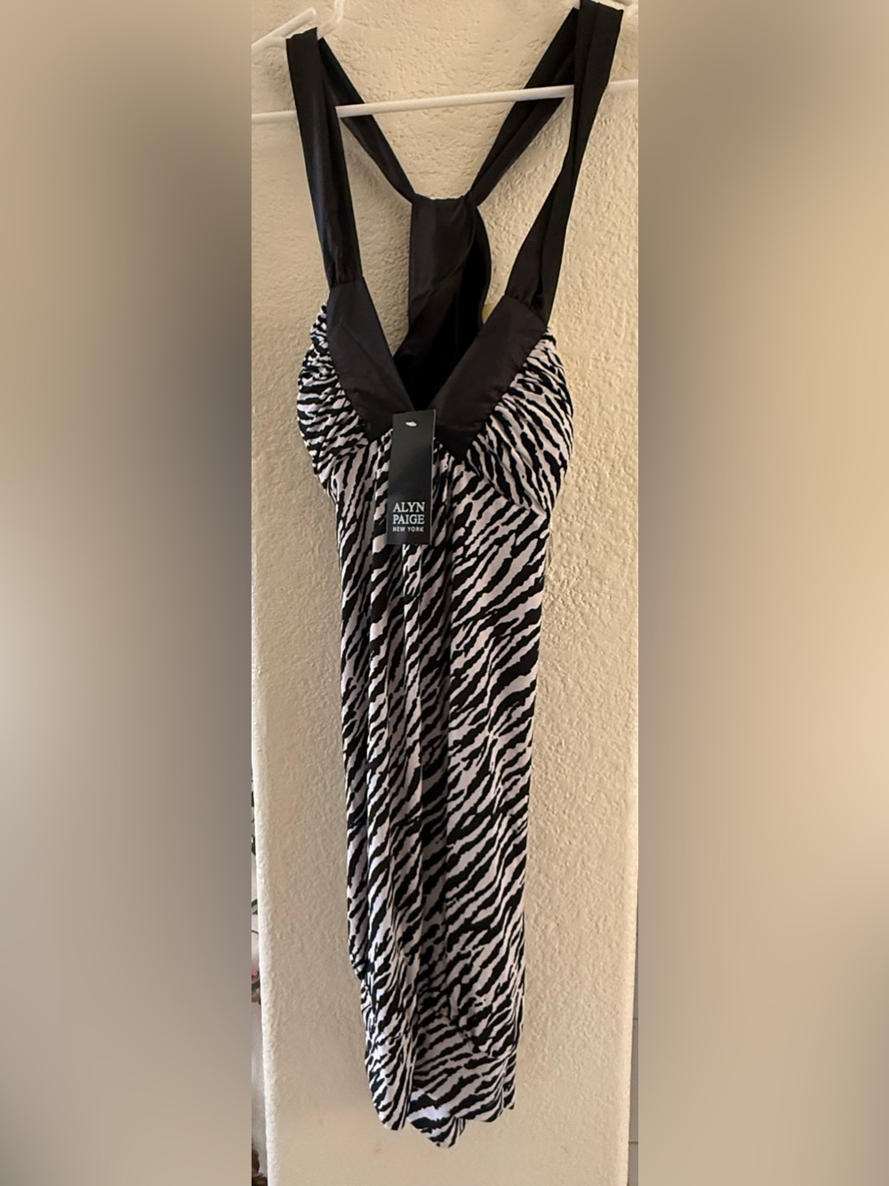 Alyn Paige Black & White Zebra Print Maxi Dress with Wide Straps Open Back NWT